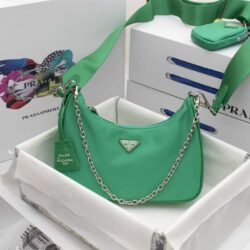 Prada Re-Edition 2005 Nylon replica