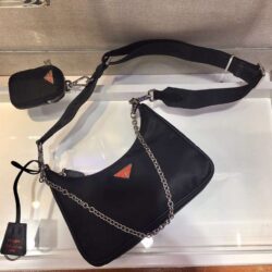 Prada Re-Edition 2005 Nylon replica