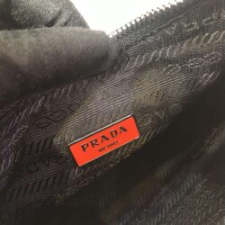 Prada Re-Edition 2005 Nylon replica