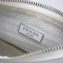 Prada Re-Edition 2005 Nylon replica