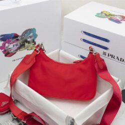 Prada Re-Edition 2005 Nylon replica