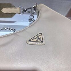 Prada Re-Edition 2005 Nylon replica