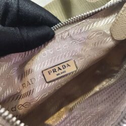 Prada Re-Edition 2005 Nylon replica