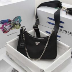 Prada Re-Edition 2005 Nylon replica