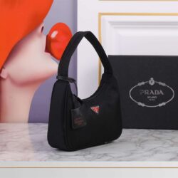 Prada Re-Edition 2000 Nylon replica