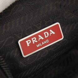 Prada Re-Edition 2000 Nylon replica