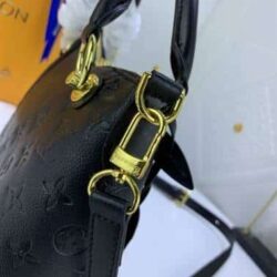 Louis Vuitton V Tote BB replica