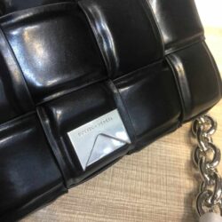 Bottega Veneta Cassette chain-padded leather shoulder bag replica