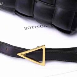 Bottega Veneta padded Cassette shoulder bag replica