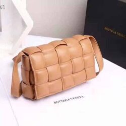 Bottega Veneta padded Cassette shoulder bag replica