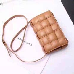 Bottega Veneta padded Cassette shoulder bag replica