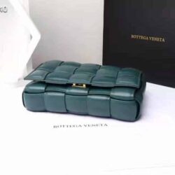 Bottega Veneta padded Cassette shoulder bag replica