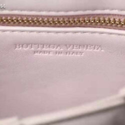 Bottega Veneta padded Cassette shoulder bag replica