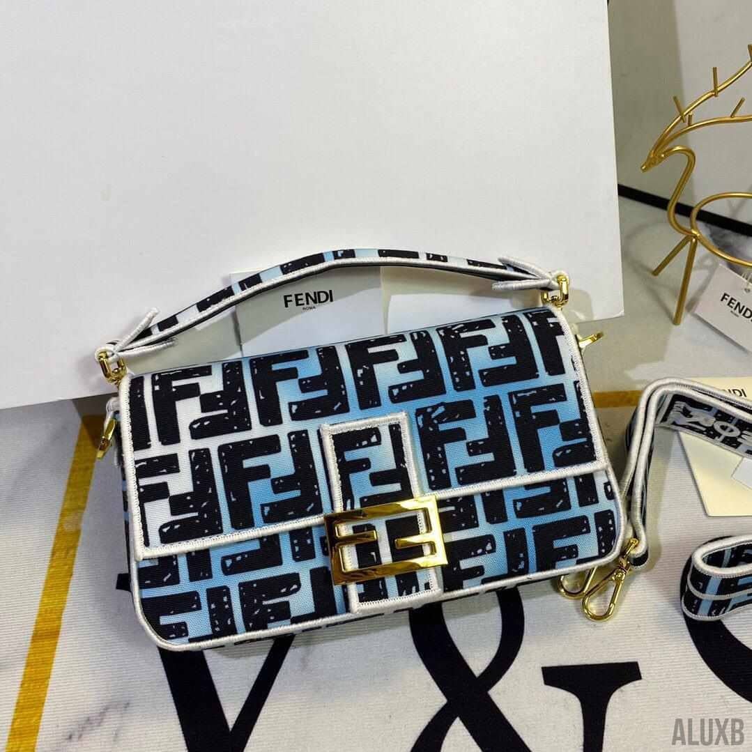 Fendi Baguette replica