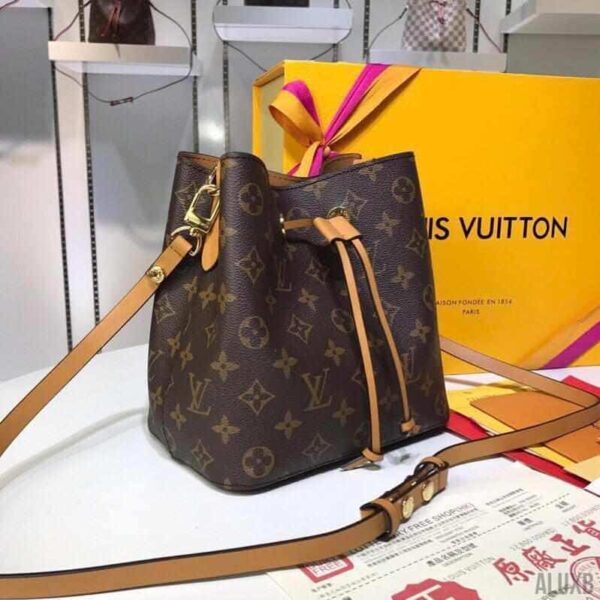 Louis Vuitton NéoNoé replica