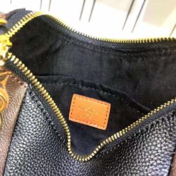 Louis Vuitton V Tote BB replica