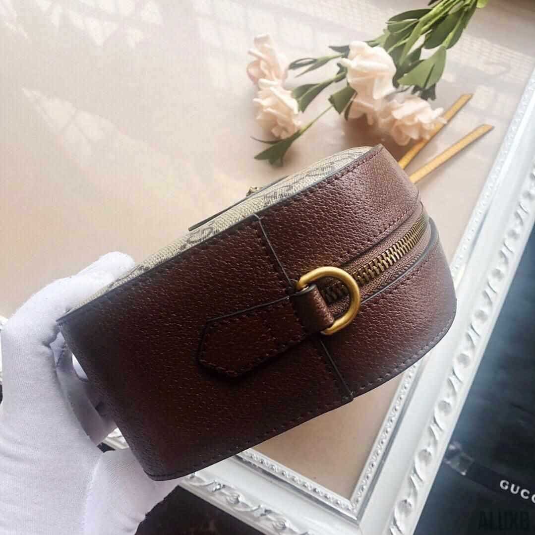 Neo vintage Gucci Supreme Messenger replica