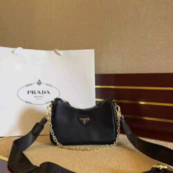 Prada Re-Edition Shoulder Bag Mini Nylon replica