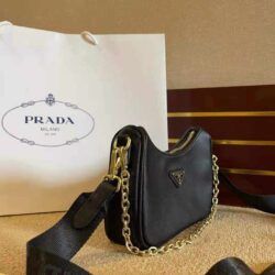 Prada Re-Edition Shoulder Bag Mini Nylon replica