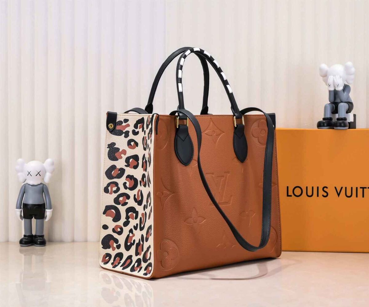 Louis Vuitton Onthego MM tote Wild at Heart