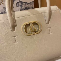 Dior 30 Montaigne Top Handle Tote replica