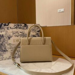 Dior 30 Montaigne Top Handle Tote replica