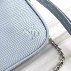 Louis vuitton Easy Pouch on Strap replica