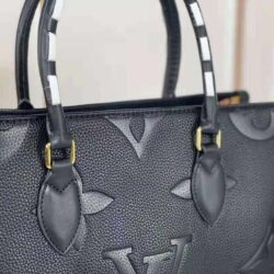 Louis Vuitton Onthego MM tote Wild at Heart replica