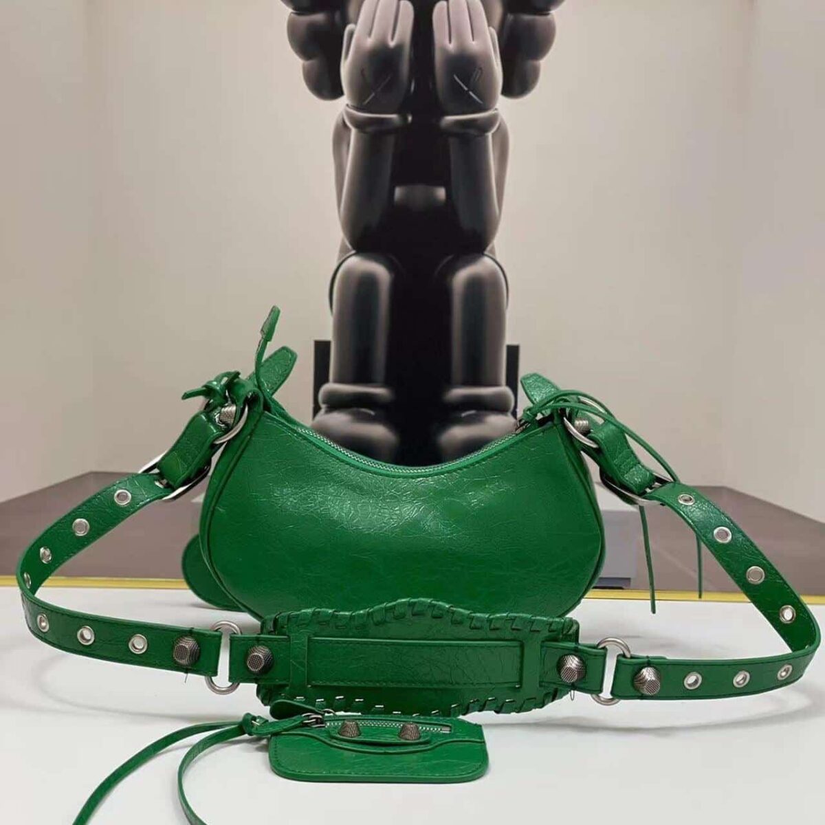 Balenciaga Le Cagole XS leather shoulder bag replica