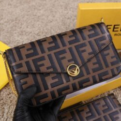 Fendi Wallet On Chain With Pouches replica