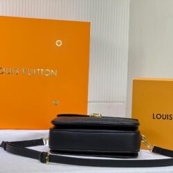 Louis vuitton Pochette Metis replica