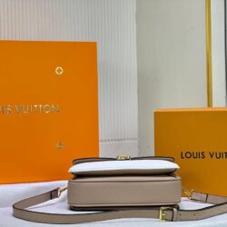 Louis vuitton Pochette Metis replica