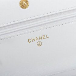 Chanel Wallet On Chain replica