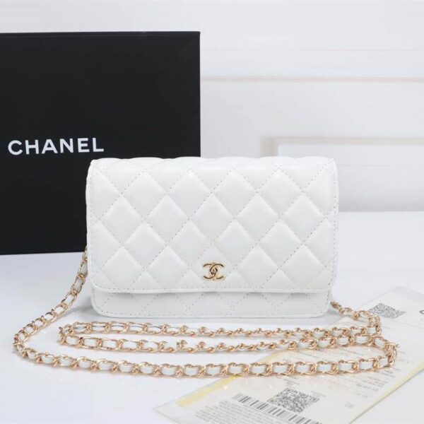 Chanel Wallet On Chain replica