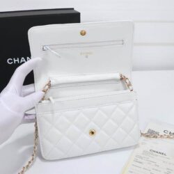 Chanel Wallet On Chain replica