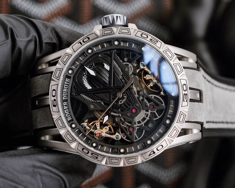 Roger Dubuis EXCALIBUR SPIDER AVENTADOR S