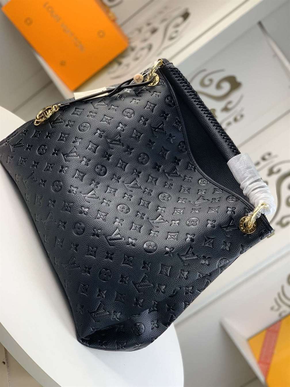 Louis Vuitton ARTSY MM replica