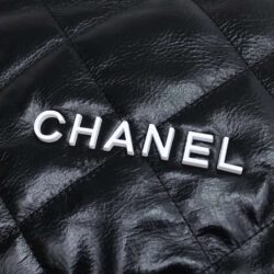 CHANEL 22 SMALL HANDBAG replica