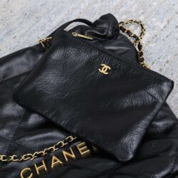 CHANEL 22 SMALL HANDBAG replica