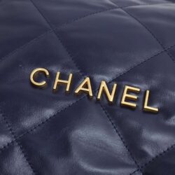 CHANEL 22 HANDBAG replica