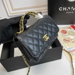 CHANEL Caviar Quilted Pick Me Up Wallet replica