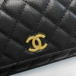 CHANEL Caviar Quilted Pick Me Up Wallet replica