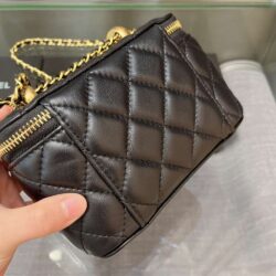 CHANEL 22P Small Vanity Case with Chain replica