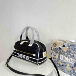 Dior MEDIUM VIBE ZIP BOWLING BAG Macrocannage replica