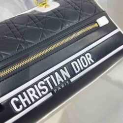 Dior MEDIUM VIBE ZIP BOWLING BAG Macrocannage replica