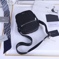 Dior MESSENGER POUCH replica