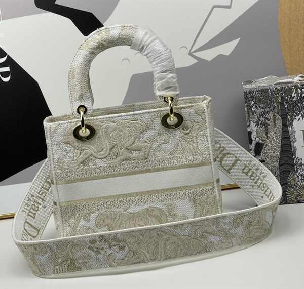 Dior Medium Lady-D Lite Animals Pattern replica