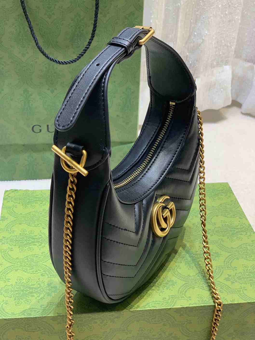 Gucci GG Marmont half-moon replica