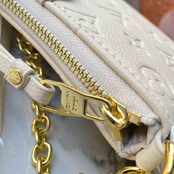 Louis Vuitton EASY POUCH ON STRAP replica
