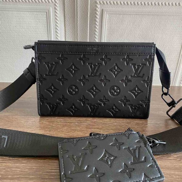 Louis Vuitton GASTON WEARABLE WALLET replica